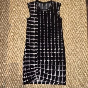 EUC BCBGMaxAzria Black/Grey Sleeveless Dress